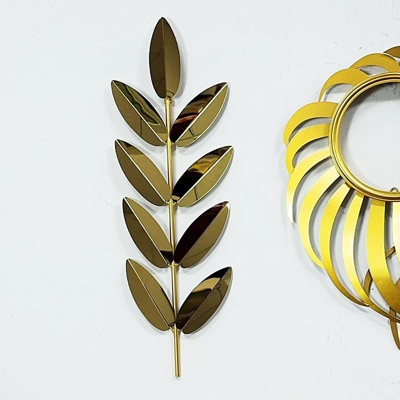 Dekorative Metallblatt-Wandskulptur Karnz