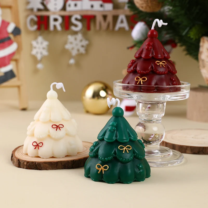 Handgegossene Weihnachtsbaumförmige Duftkerze mit Geschenkbox