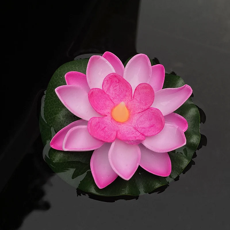 Schwimmende LED-Lotusblume Dekoratives Licht mit wasserdichtem Seerosenblatt-Boden