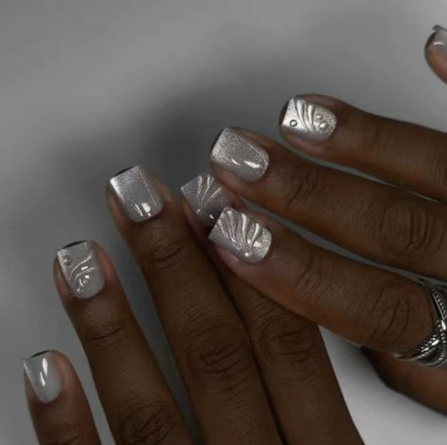 Elegantes strukturiertes Nagelkunstset Karnz