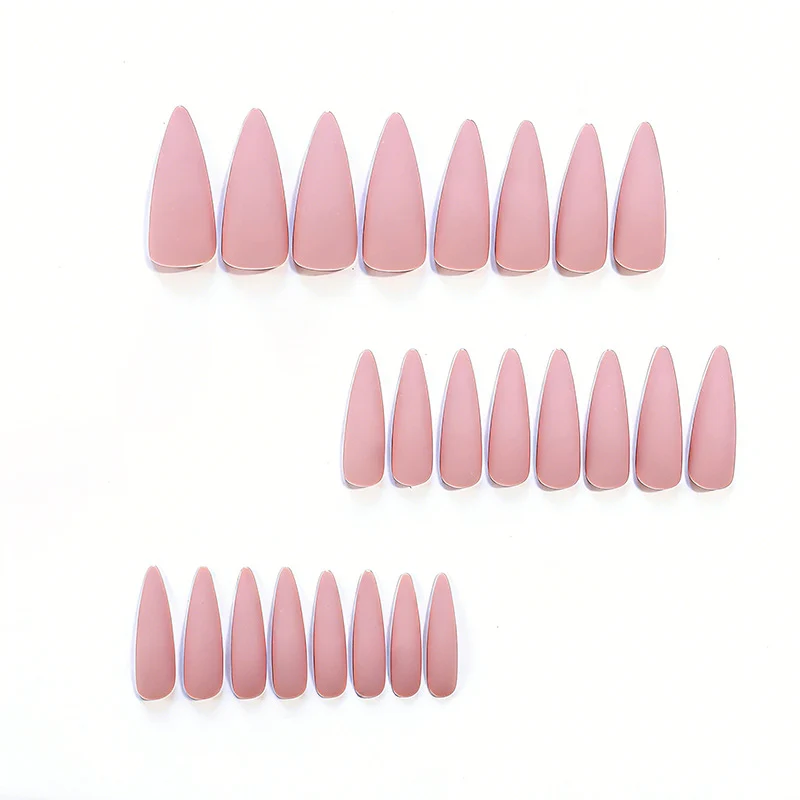 Elegante Spitz-Acryl-Nagelverbesserungen Karnz