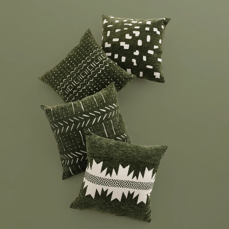 Zierkissen mit jacquard-artiger Chenillestruktur und verdecktem Reißverschluss Karnz