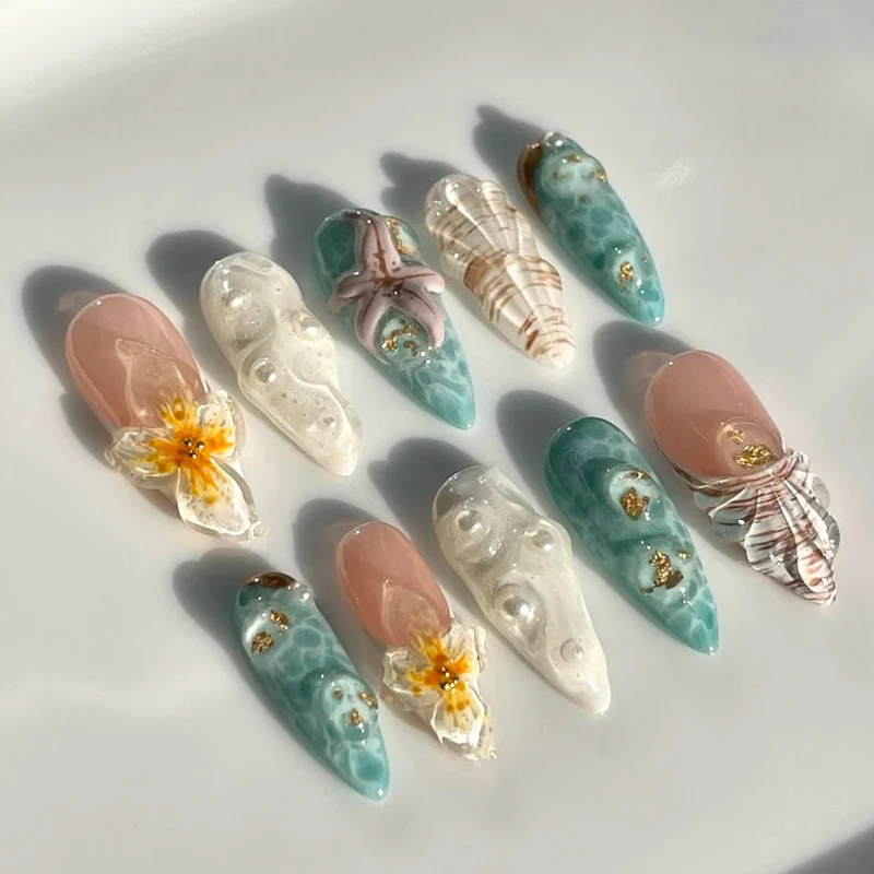 Künstlerisches Fantasie Press-On Nagelset Karnz