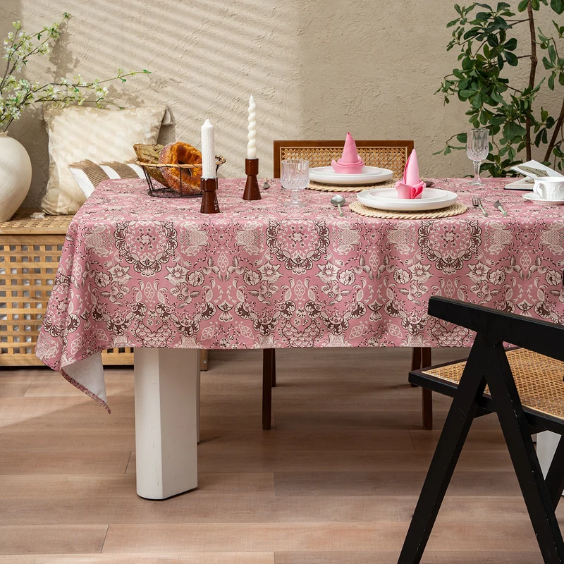 Rechteckige Tischdecke im Landhausstil aus Baumwollmischgewebe mit floralem Allover-Print Karnz