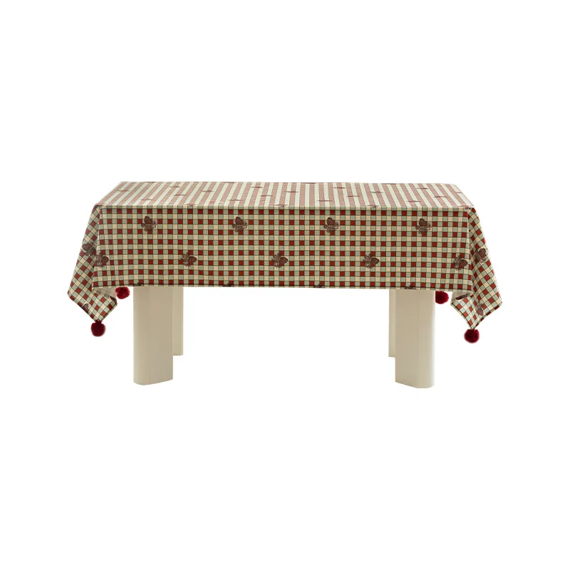 Rechteckige dekorative Tischdecke mit kariertem Muster, Pompon-Borte und feiner Stickapplikation Karnz