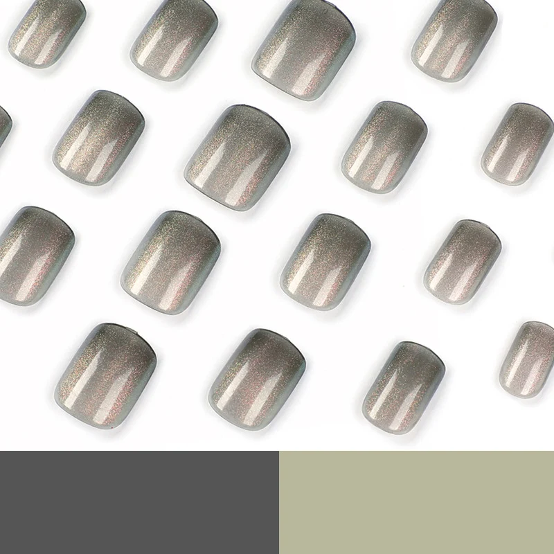 Kunstvolle Gel-Nägel mit Glitzer-Gradienten Karnz