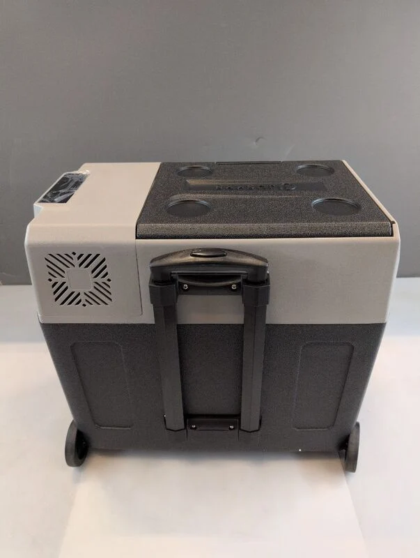 C-Ware Kompressor Kühlbox Yukon 50l Kühlgerät mit App Steuerung und USB Anschluss grau
