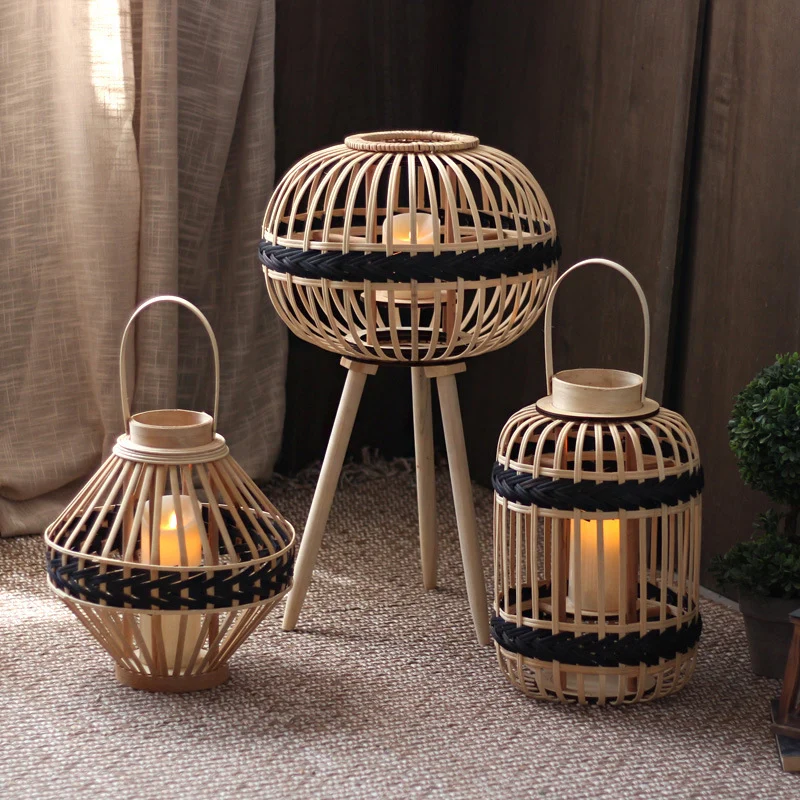 Dekorative Rattan-Laterne Karnz