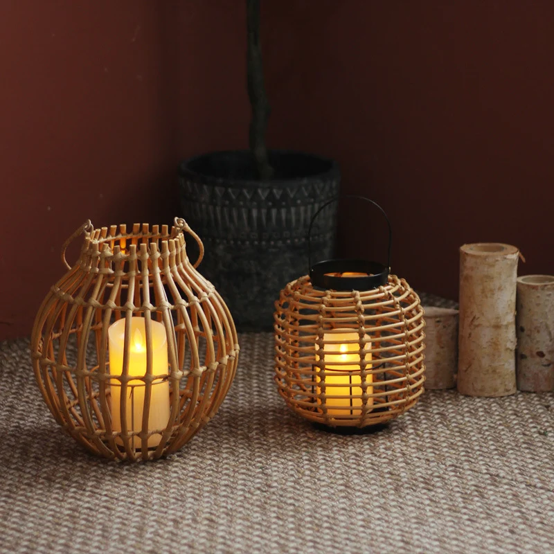 Dekorative Laterne aus geflochtenem Rattan Karnz