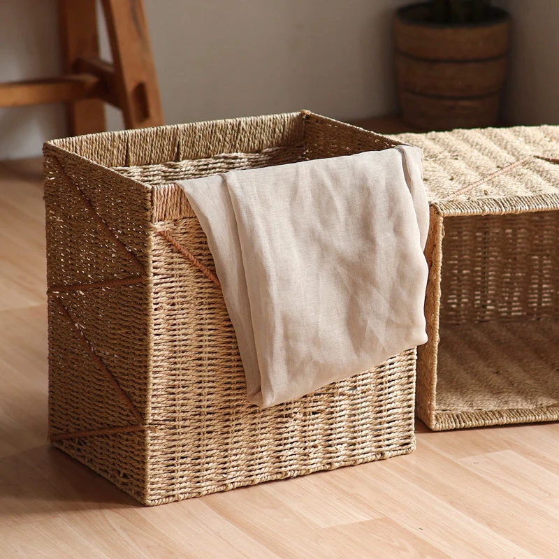 Aufbewahrungskorb aus geflochtenem Rattan Karnz