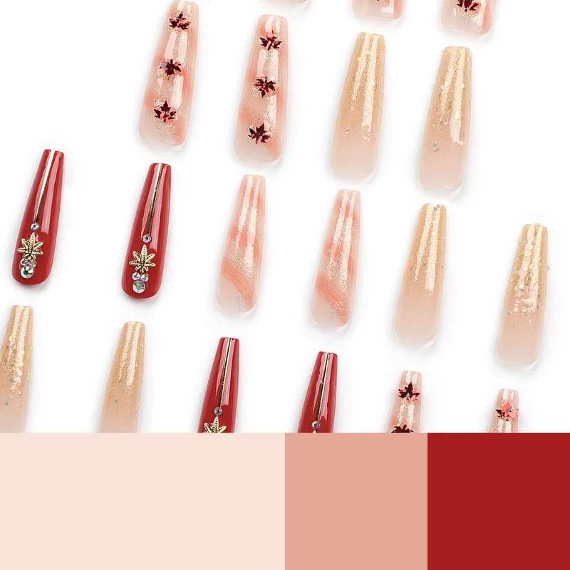 Kunstvolle Nagelverlängerungen mit Herbstmotiven Karnz