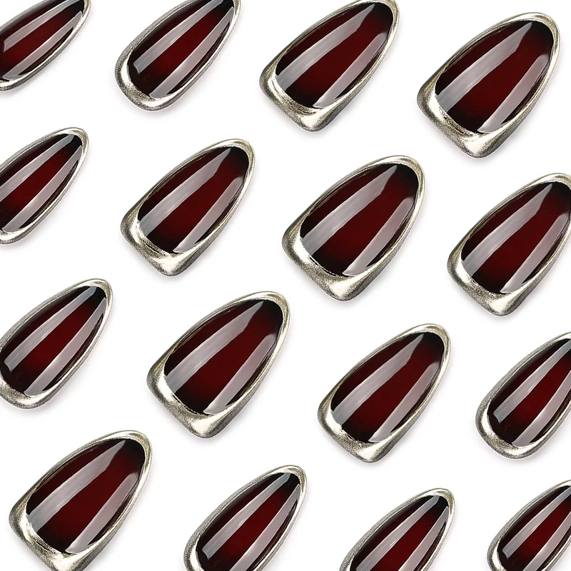 Glamouröse Nagelkunst im eleganten Design Karnz
