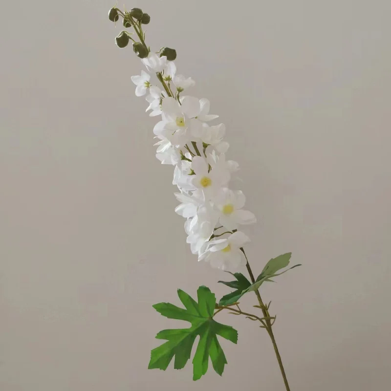 Eleganter künstlicher Wisteria-Stiel