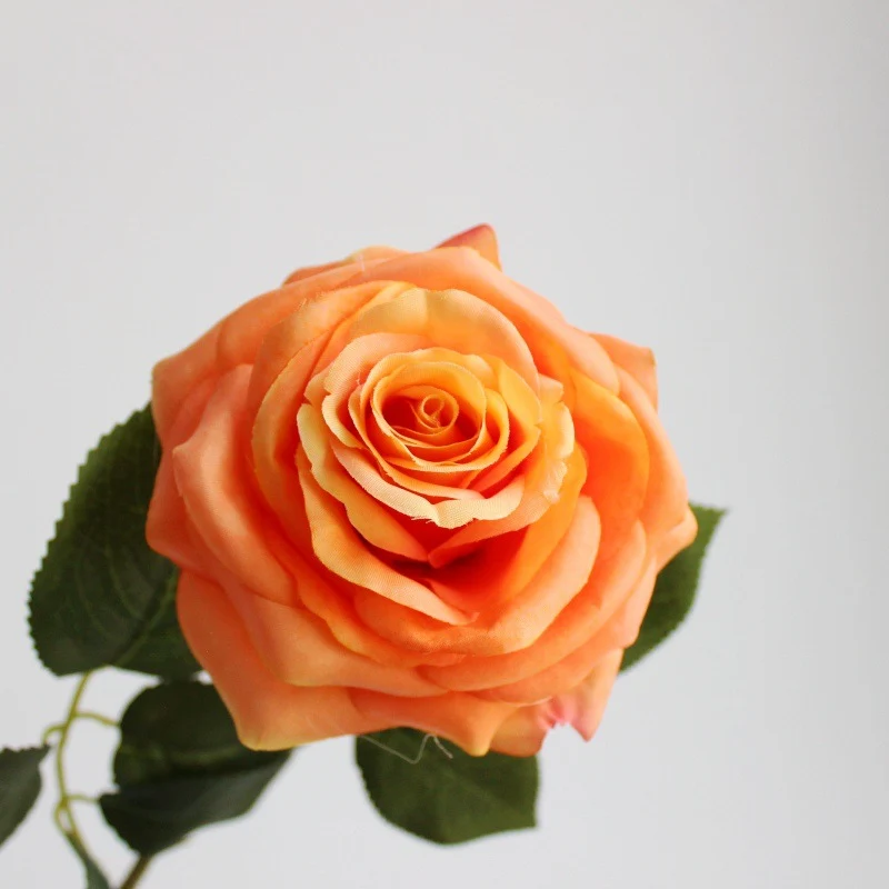 Elegante Künstliche Rosenstiel