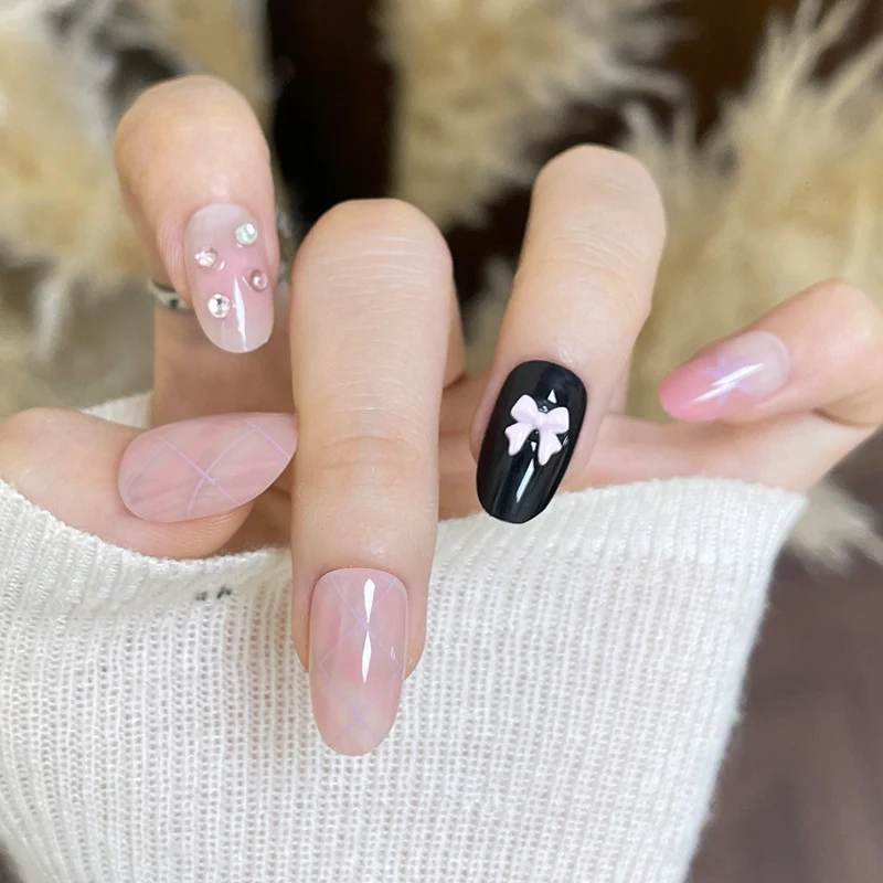 Premium Künstlerische Lange Stiletto-Nagelspitzen mit Aufwändigen Verzierungen Karnz