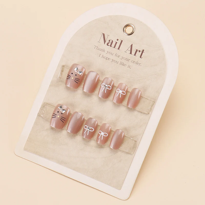 Premium Künstlerische Lange Stiletto-Nagelspitzen mit Aufwändigen Verzierungen Karnz
