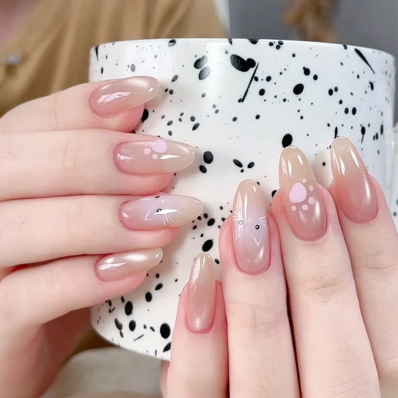 Modestly Chic Press-On Nägel Karnz