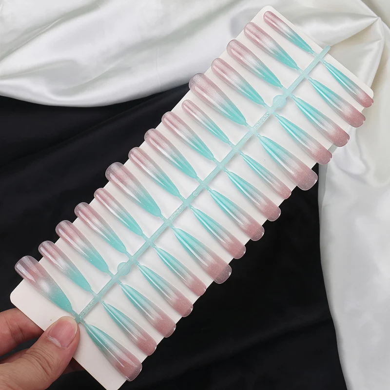 Gradient Press-On Nails Karnz
