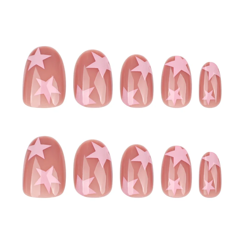 Kunstvolle Nagelkunst mit Sternmotiven Karnz