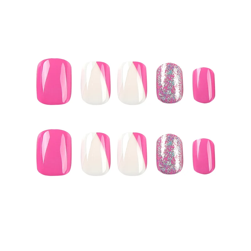 Kunstvolle Nagelkunst mit Glitzerakzenten und Ombre-Design Karnz