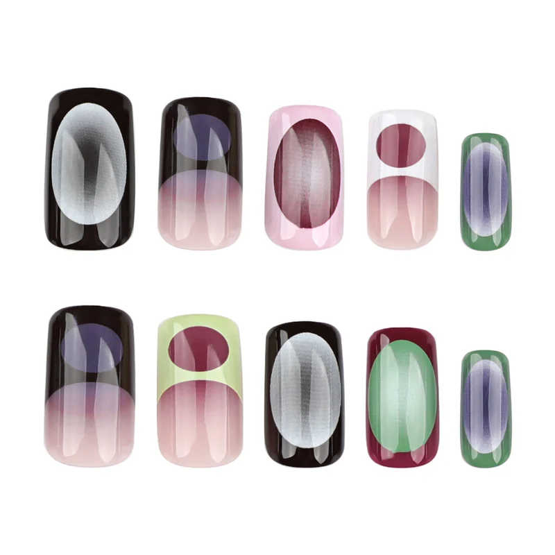 Kunstvolle Nagelkunst mit geometrischen Designs Karnz