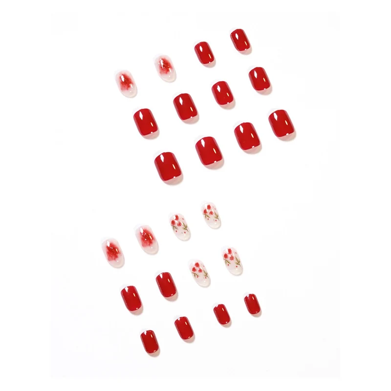 Kunstvolle Nagelkunst mit Funkelelementen und eleganten Akzenten Karnz