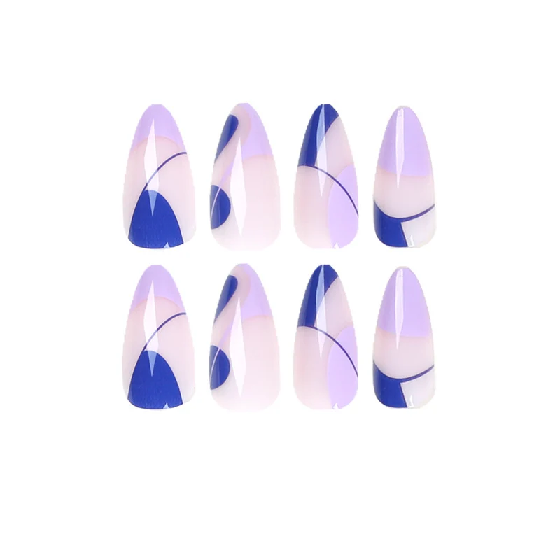 Kunstvolle Nagelkunst mit eleganten Farbverläufen Karnz