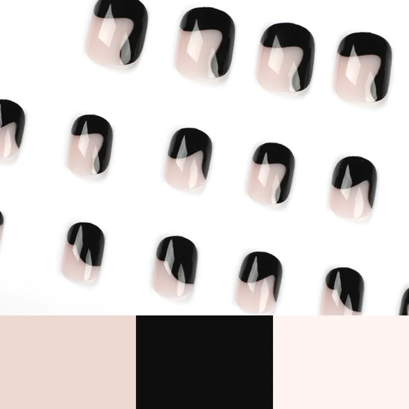 Kunstvolle Nagelkunst mit elegantem Wellenmuster und modernen Akzenten Karnz