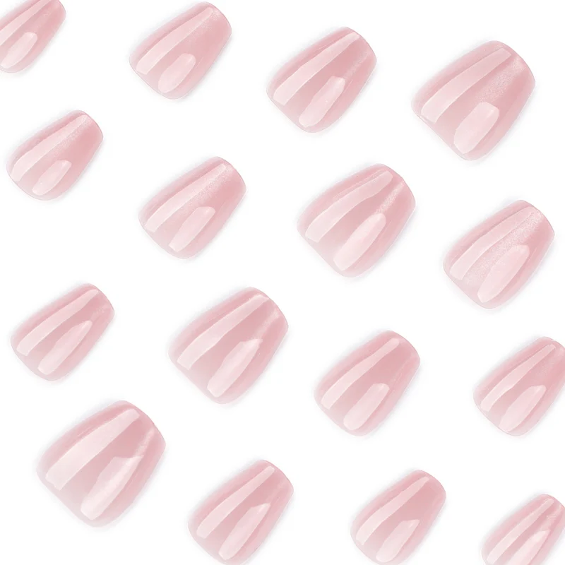 Kunstvolle Nagelkunst mit elegantem Schimmer Effekt Karnz