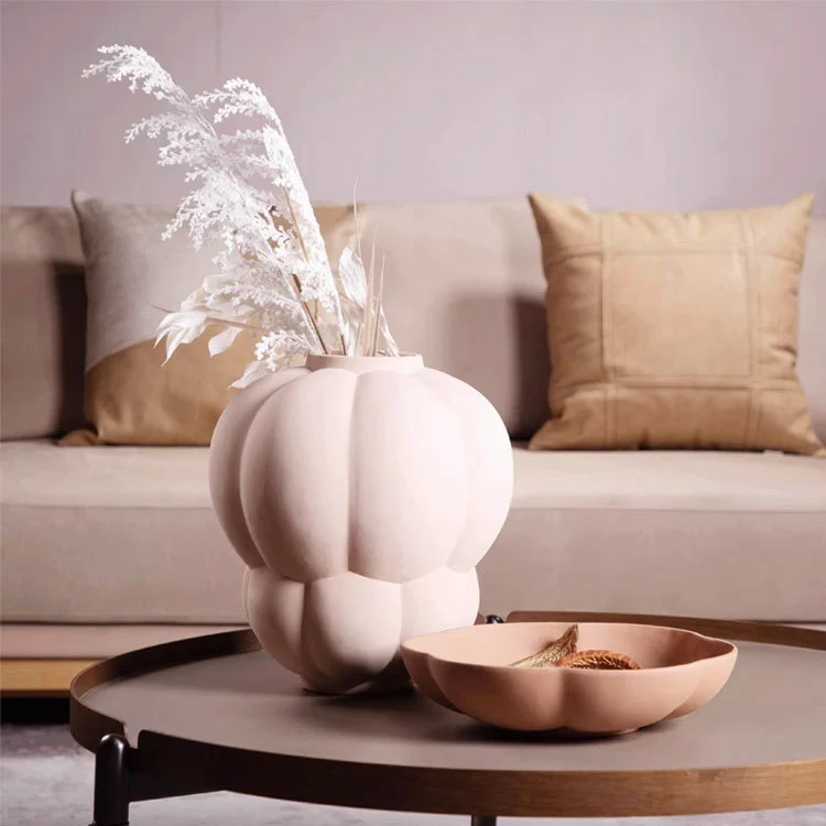 Zeitgenössische Skulpturale Blumenvase