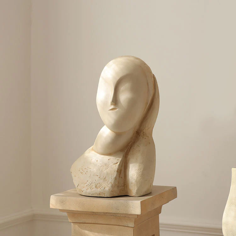 Künstlerische abstrakte figurative Skulptur