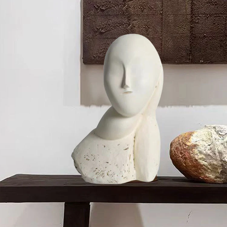 Künstlerische abstrakte figurative Skulptur