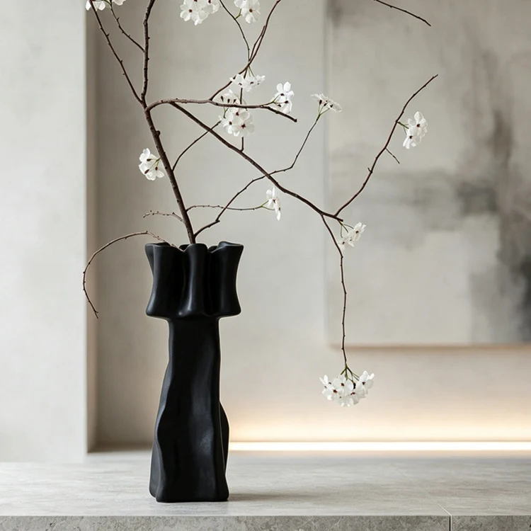 Abstrakte skulpturale dekorative Vase