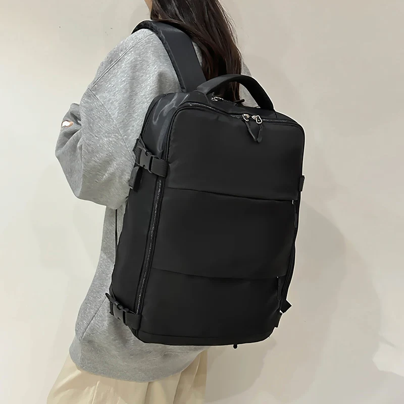 Leichtgewichtiger Multifunktionaler Reise-Rucksack Karnz