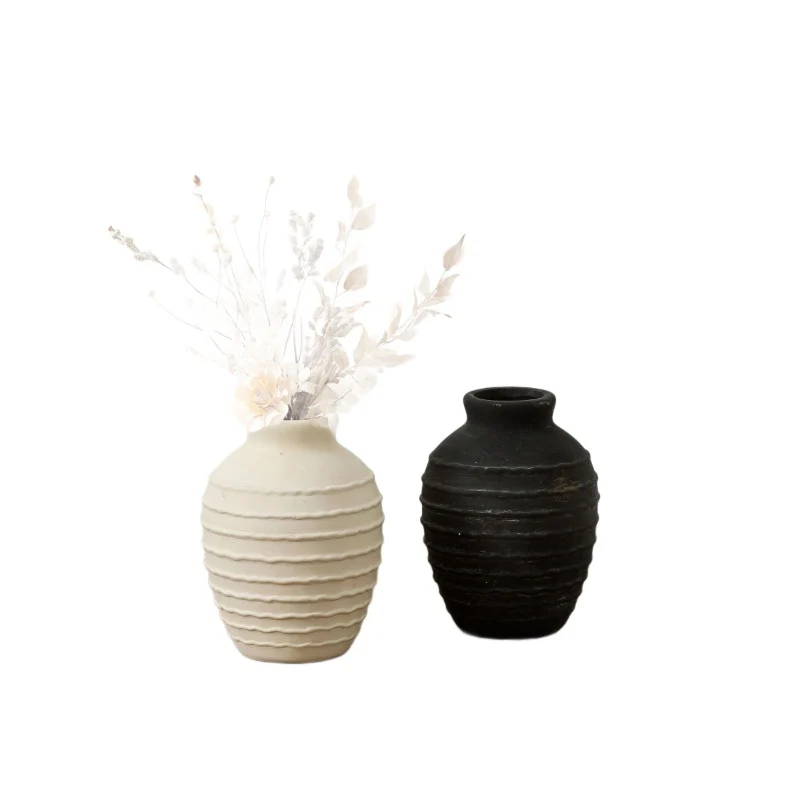 Elegante Keramik Vase Karnz