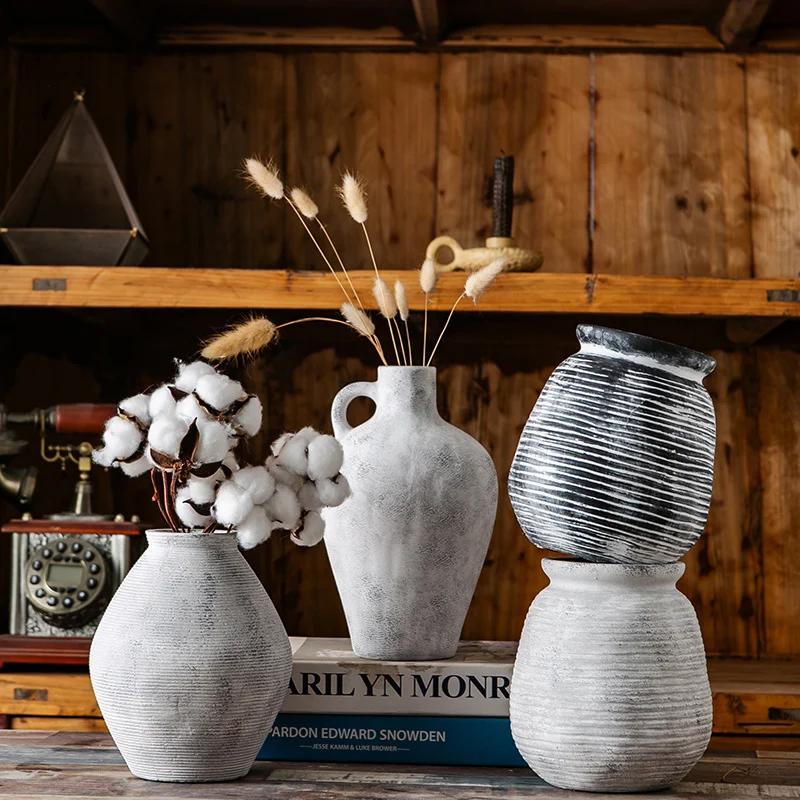 Dekorative Keramikvase Karnz