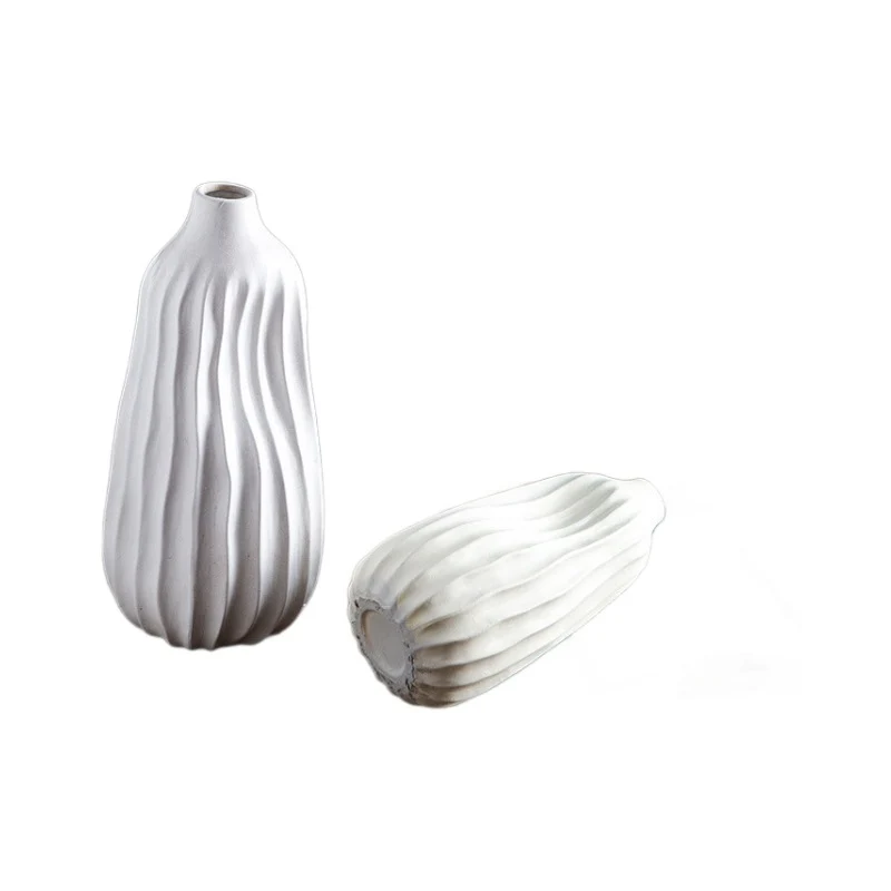 Dekorative Keramikvase Karnz