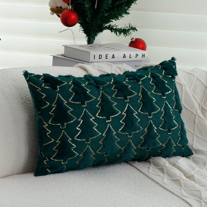Rechteckiger dekorativer Kissenbezug mit tufted Tannenbaum‑Applikation, Kunstfell‑Haptik und Paillettenbesatz Karnz