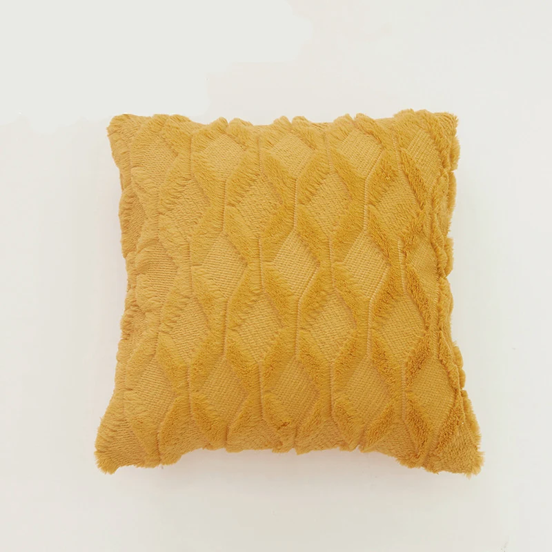 Quadratischer Zierkissenbezug mit dreidimensionalem Wabenrelief aus soften Chenille-Fasern Karnz