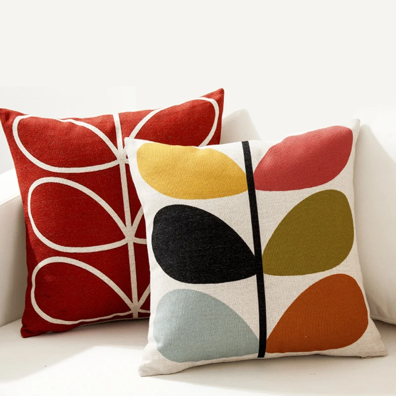 Quadratischer Zierkissenbezug im Retro-Scandi‑Stil mit zentralem Punktmotiv Karnz