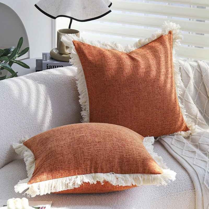 Quadratischer Zierkissenbezug im modernen Tweed‑Look mit feinem Fransenbord Karnz
