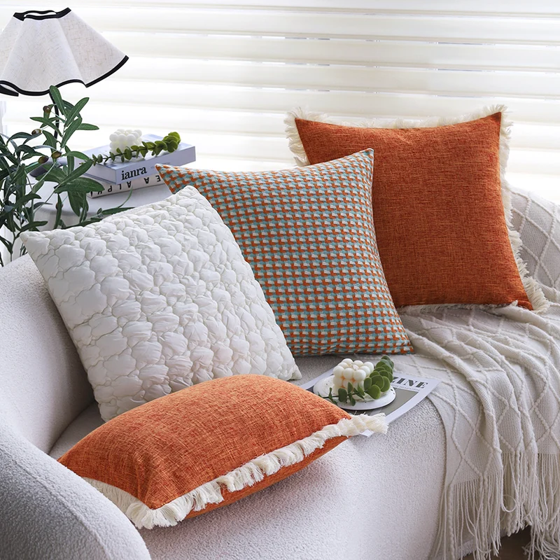 Quadratischer Zierkissenbezug im modernen Tweed‑Look mit feinem Fransenbord Karnz