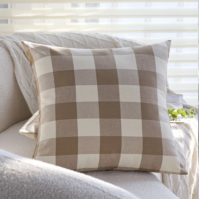 Quadratischer Streifen-Kissenbezug aus Baumwollmix mit feinem Twill und verdecktem Reißverschluss Karnz