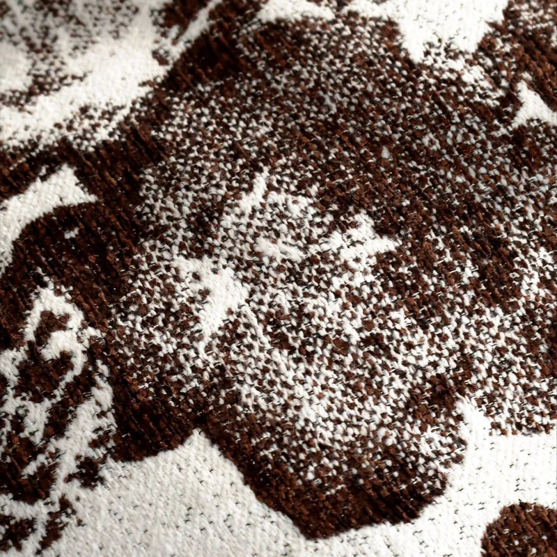 Quadratischer Samt-Kissenbezug mit erhabener Chenille-Blütenapplikation und verdecktem Reißverschluss Karnz