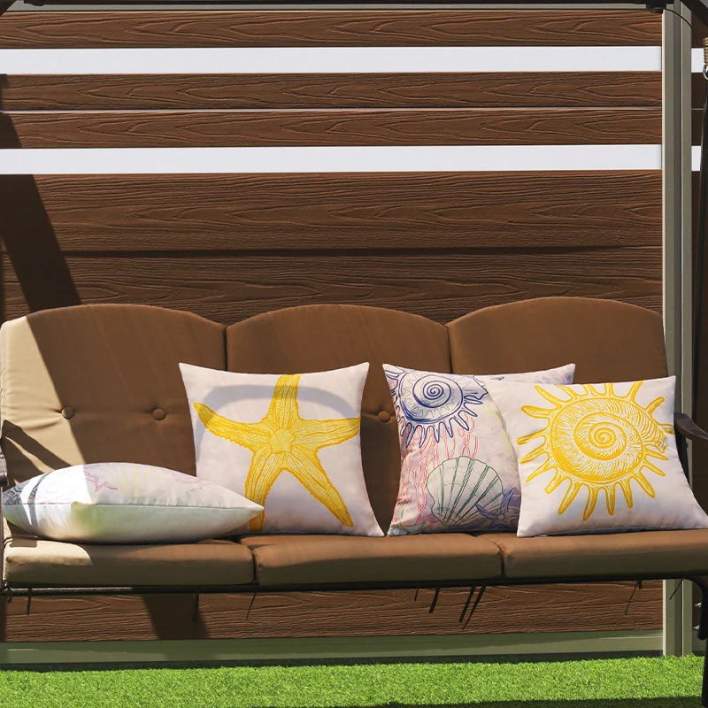 Quadratischer Outdoor-Kissenbezug mit großflächigem Seestern‑Motiv aus wasserabweisendem Polyester Karnz