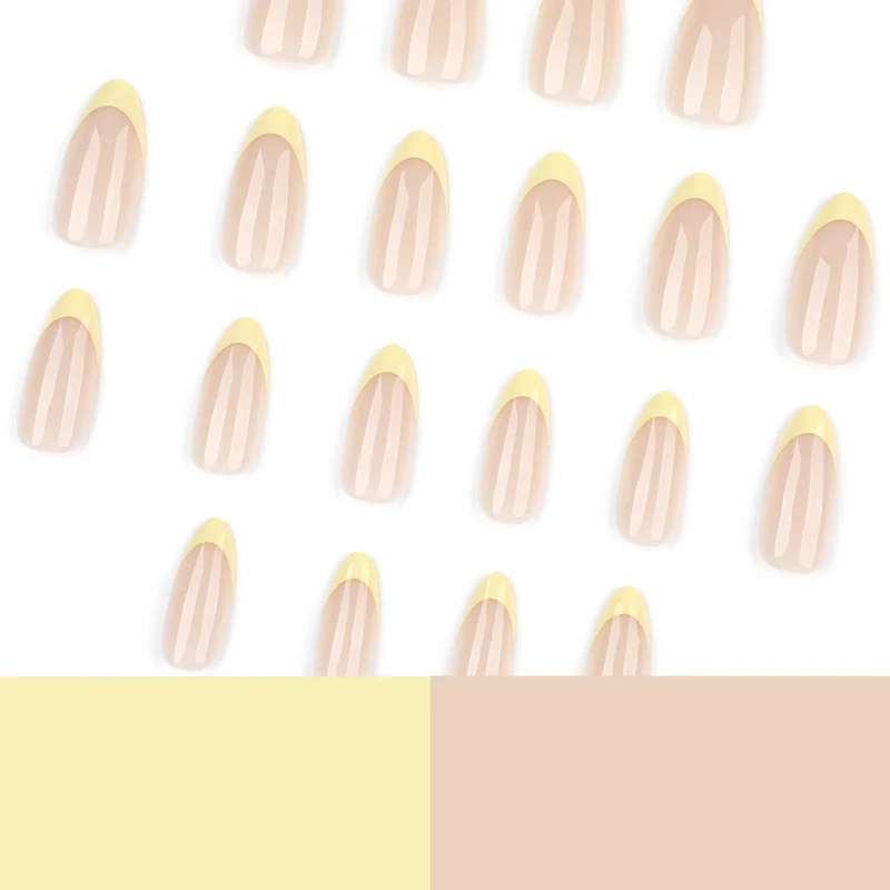 Elegante Nagelkunst mit Farbverlauf und Glanz Karnz