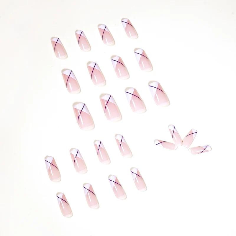 Elegante und Modische Nagelkunst Karnz