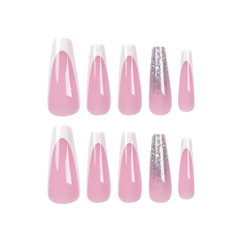 Elegante und Glitzernde Nagelkunst Karnz