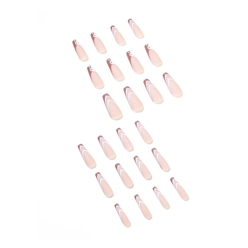 Elegante Nagelverlängerungen mit kunstvoller Wellen-Design Karnz