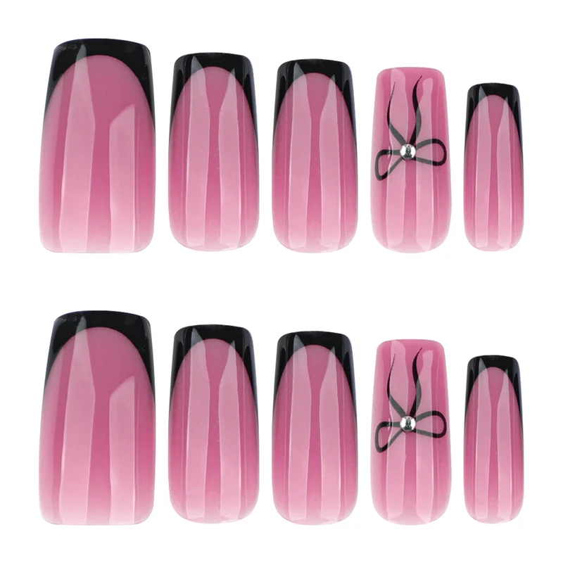 Elegante Nagelverlängerungen mit einzigartigem Blumendesign Karnz